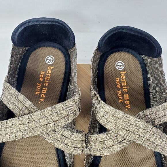 Bernie Mev Shoes Womens 42 Charm Gold Metallic Slip On Mary Jane‎ Flat Sandals - Picture 5 of 13